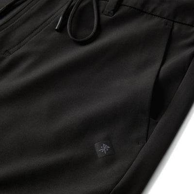 Roark Hybro Hybrid Shorts 17" - Black